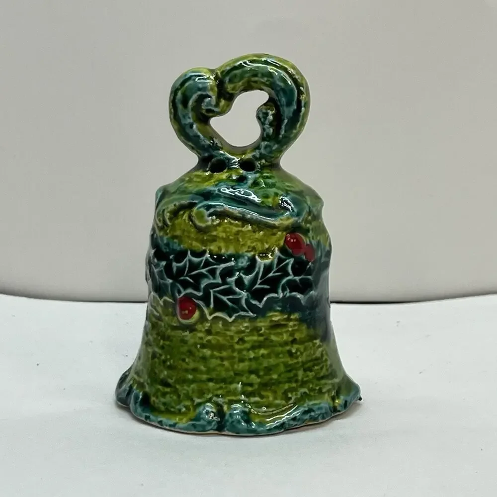 napcoware holly day ceramic green glaze bell vintage christmas 70s‎